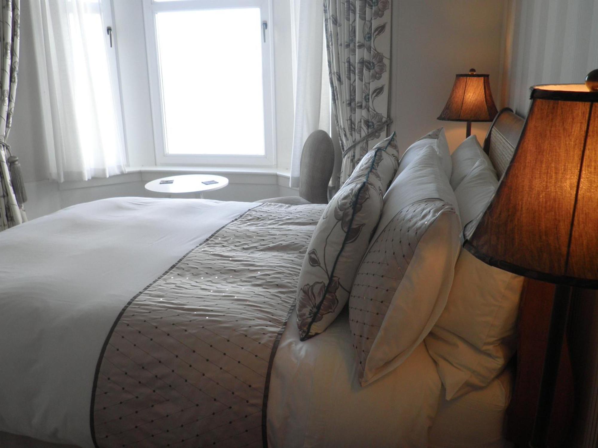 Douglas Park Guest House Kirn 部屋 写真