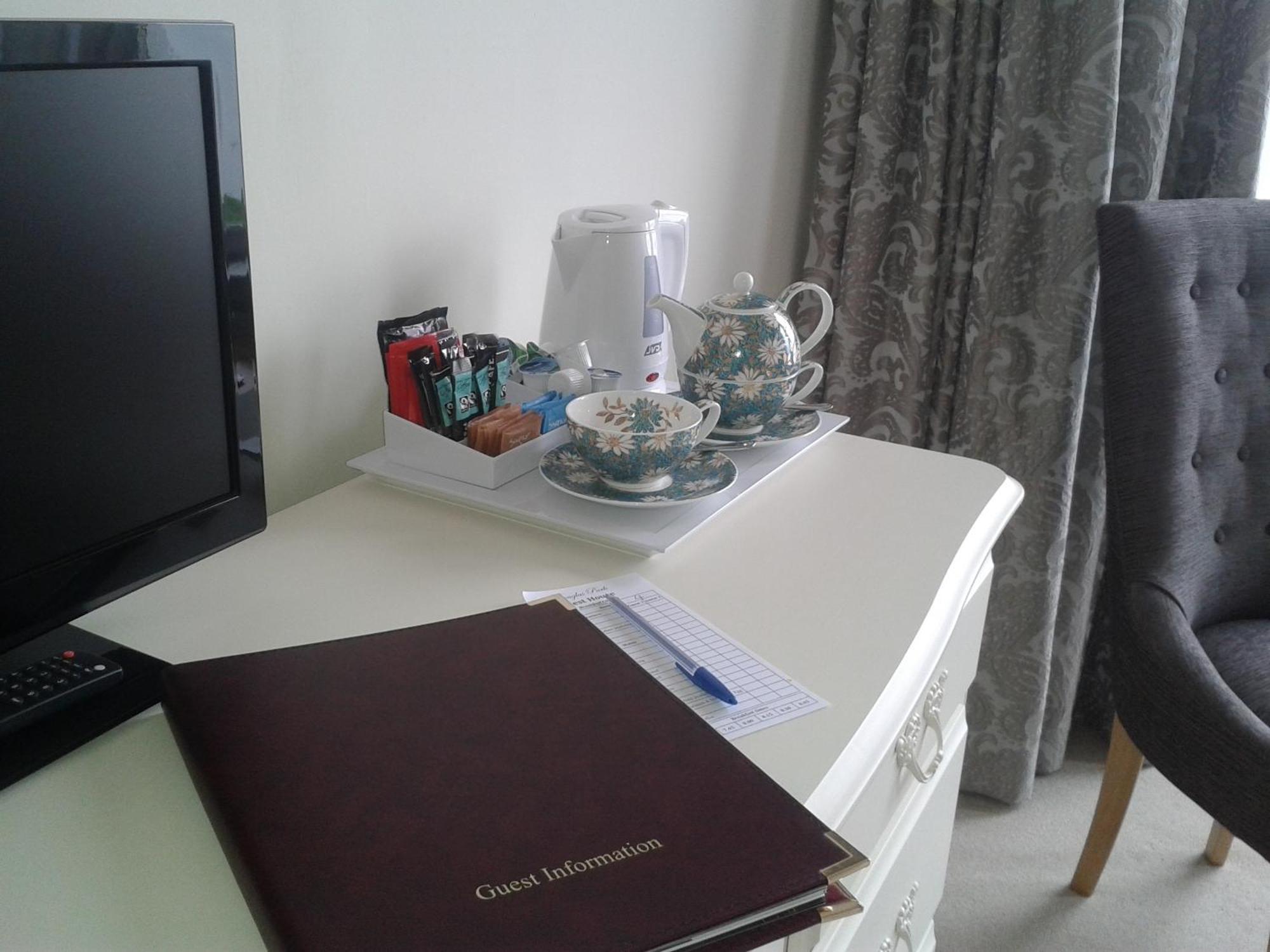Douglas Park Guest House Kirn 部屋 写真