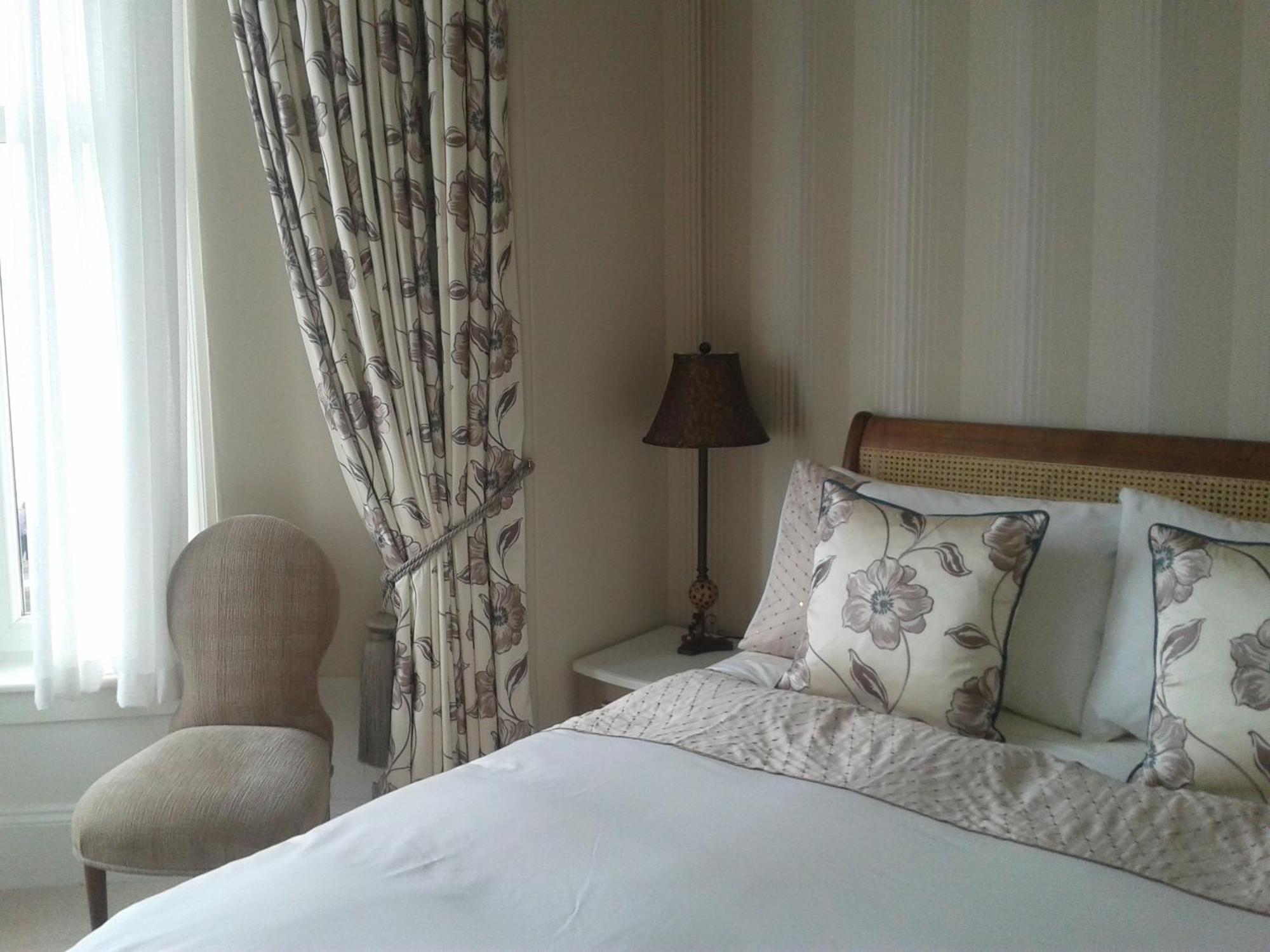 Douglas Park Guest House Kirn 部屋 写真