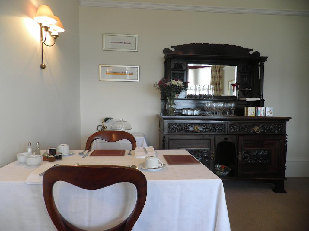 Douglas Park Guest House Kirn エクステリア 写真