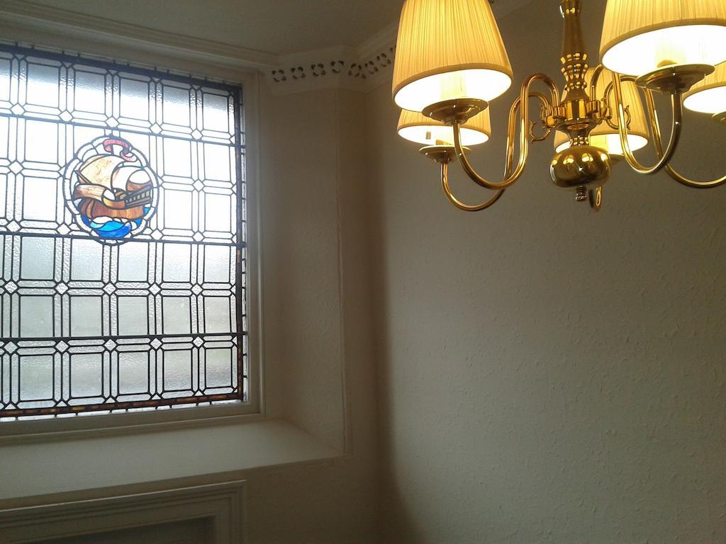 Douglas Park Guest House Kirn エクステリア 写真