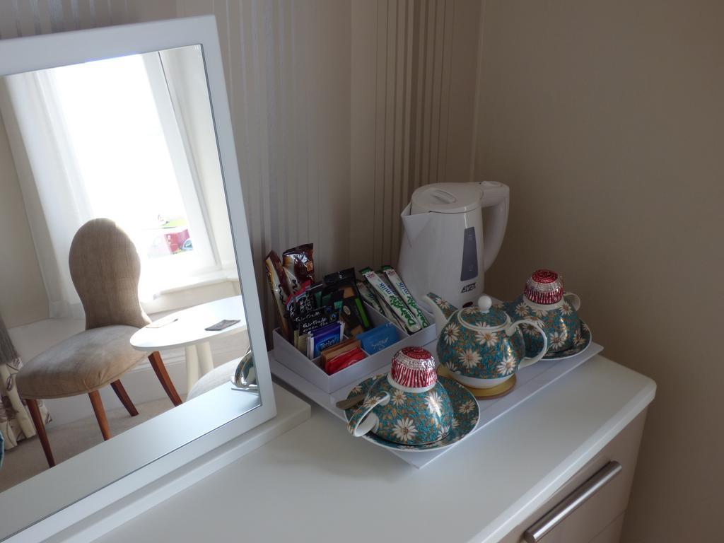 Douglas Park Guest House Kirn エクステリア 写真